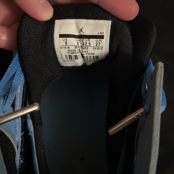 Jordan 7 Pantone - Picture 6 of 6